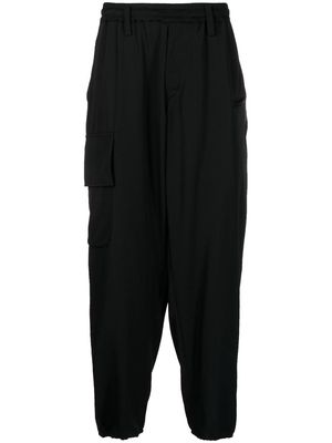 Yohji Yamamoto elasticated-waistband cargo trousers - Black