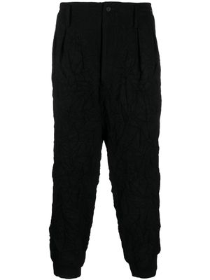 Yohji Yamamoto pleat-detail tapered trousers - Black