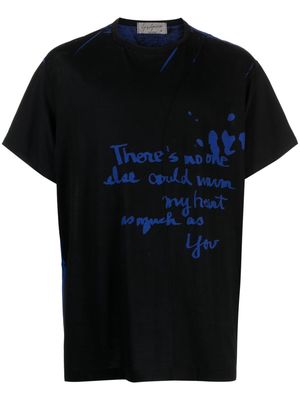 Yohji Yamamoto text-print crew-neck T-shirt - Black
