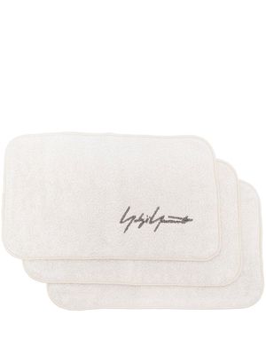 Yohji Yamamoto three-set hand towels - Neutrals