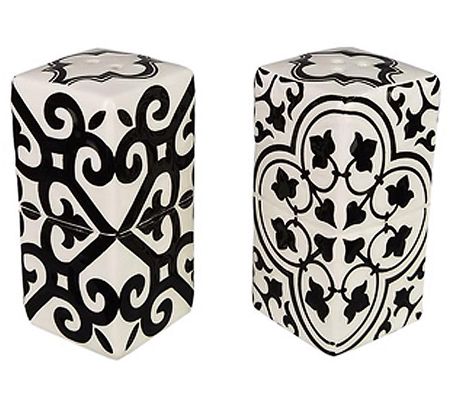 Young's Set of 2 Black & White Ceramic Salt & P epper Shakers