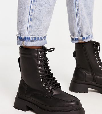 Yours chunky lace up boot in black