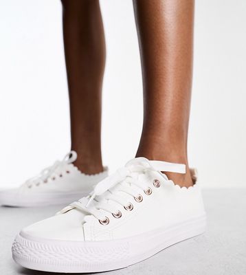 Yours scalloped edge sneakers in white