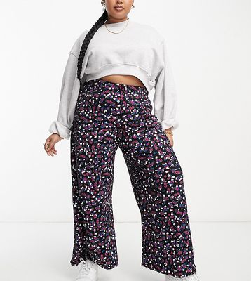 Yours wide leg floral pants in black