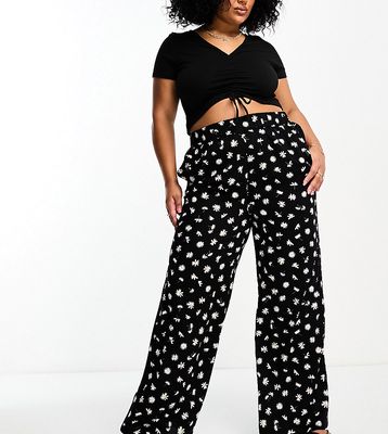 Yours wide leg pants in black daisy floral