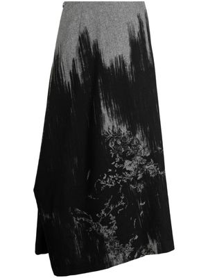 Y's abstract-pattern draped skirt - Black