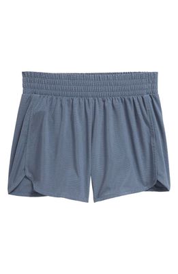 zella Kids' Altitude Performance Shorts in Grey Grsaille Moire Embossed
