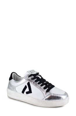 ZIGIny Ruta Water Resistant Sneaker in White Black